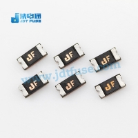 1206封裝0.5A/13.2VSMD自恢復(fù)保險絲詳細規(guī)格型號