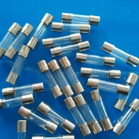 保險(xiǎn)絲規(guī)格和認(rèn)證能看出什么？